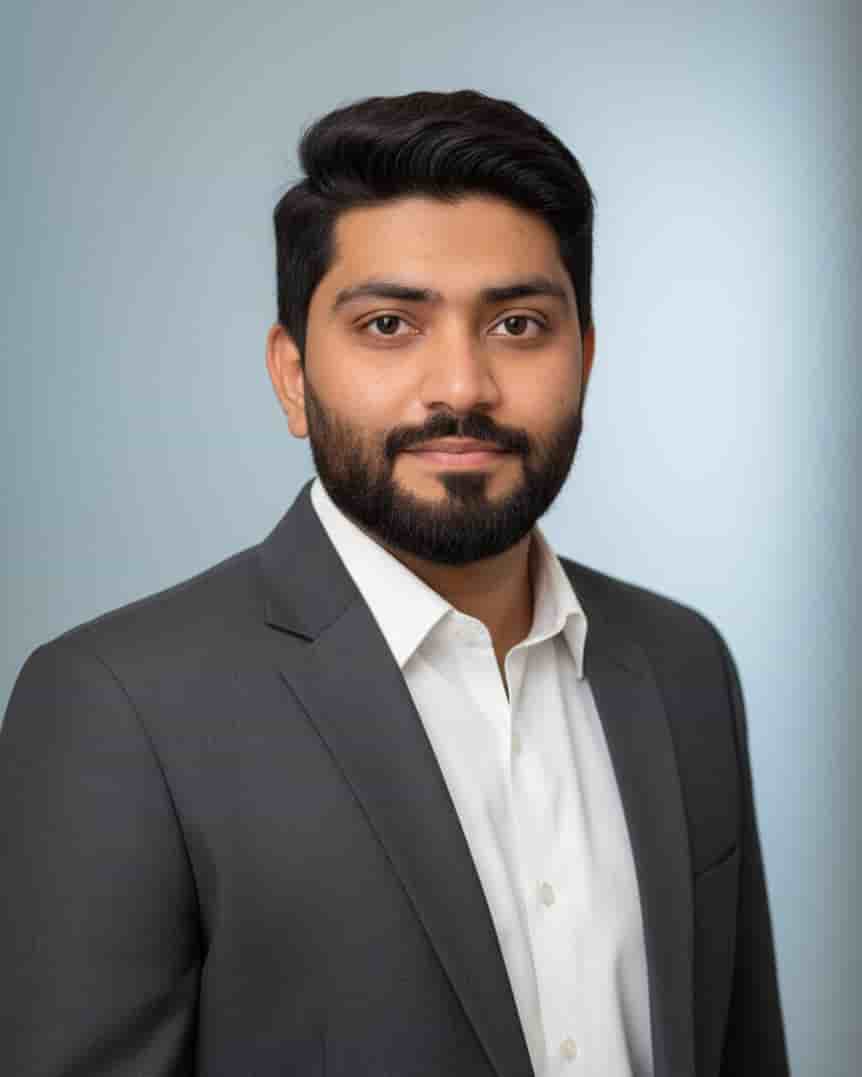 Portrait of Zeeshan Tofiq